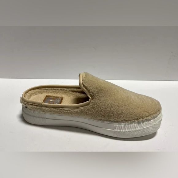 Dolce Vita Womens Rush Slip On Cream Size 8 M - Picture 2 of 6